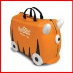 Melissa & Doug Trunki {Giveaway} #HolidayGift